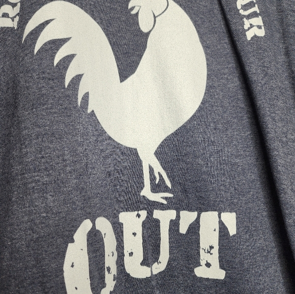 Rock Out With Your 🐓 Out T-Shirt in Heather Blue Size M - Picture 3 of 5